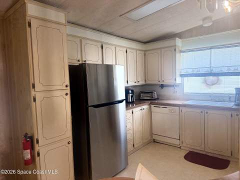 515 Royal Tern Drive, Barefoot Bay FL - photo 8 of 23
