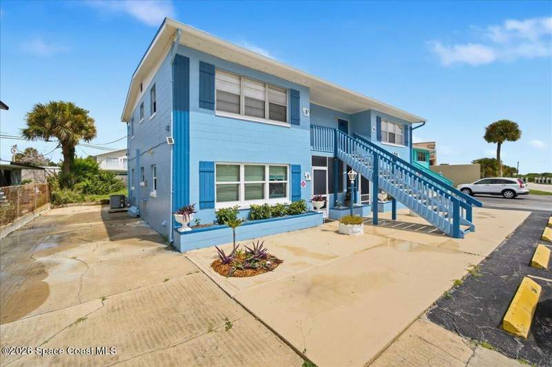 2 bedroom Condominium at 420 Johnson Avenue #1, Avon By The Sea, Cape Canaveral — photo 2