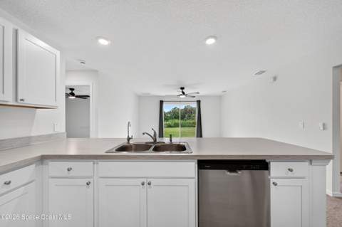1568 Seeley Circle, Palm Bay FL - photo 14 of 56