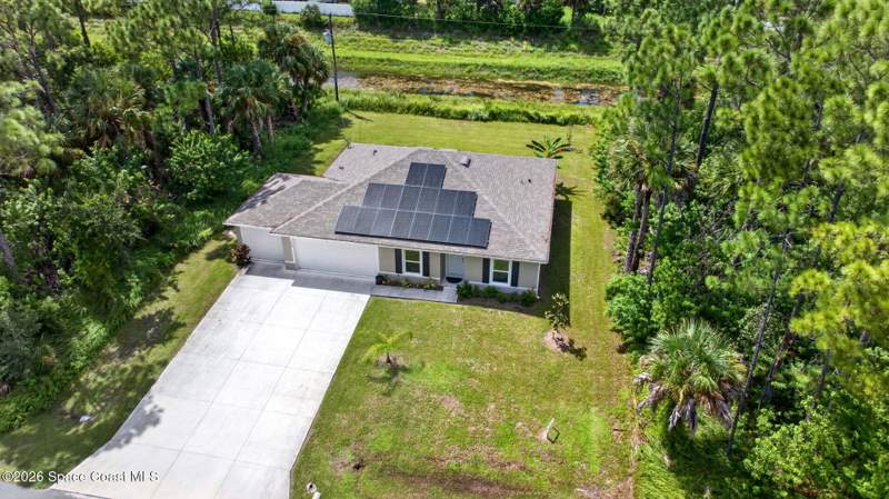 3 bedroom Single Family Residence at 1568 Seeley Circle, Port Malabar Unit 39, Palm Bay — photo 2