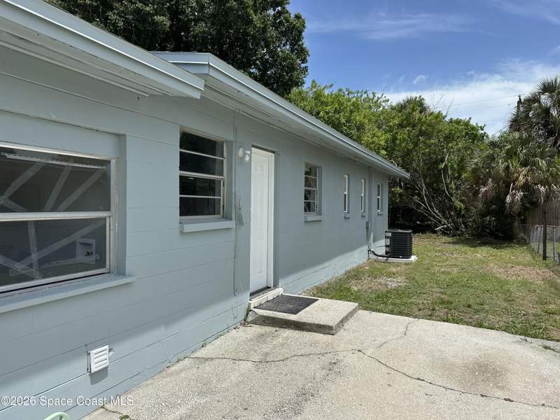 3 bedroom Single Family Residence at 826 Ferndale Avenue, Park Acres Unrec Subd, Rockledge — photo 2