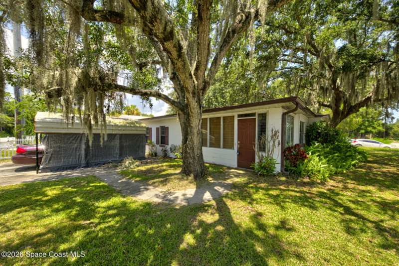 2 bedroom Single Family Residence at 1500 Tropic Street, Part of NE 1/4 As Des In Db 96, Titusville — photo 1