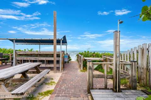 275 Ibis Drive, Melbourne Beach FL - photo 10 of 82