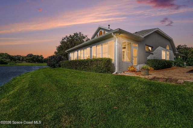 455 Willowgreen Lane