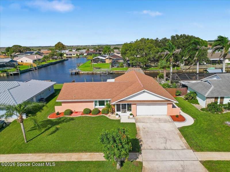 3 bedroom Single Family Residence at 2235 Queen Anne Street, Ridge Manor Estates, Merritt Island — photo 2
