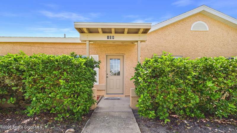 2 bedroom Townhouse at 1415 Malibu Circle #108, Port Malabar Country Club Unit 7 Pt of Second Repl, Palm Bay — photo 4