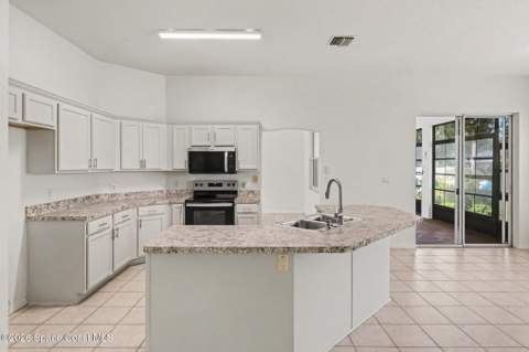 741 Pepper Street, Palm Bay FL - photo 9 of 27
