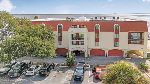 525 Indian River Avenue #306, pool for sale in Titusville