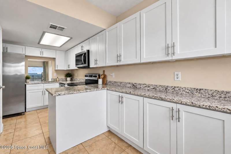2 bedroom Condominium at 3901 Dixie Highway #104, The Castaway Cove Condo, Palm Bay — photo 5