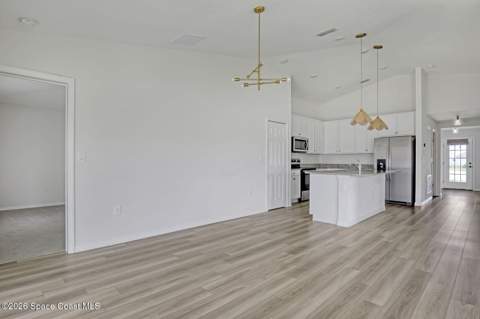 586 Cooper Court, Palm Bay FL - photo 8 of 44