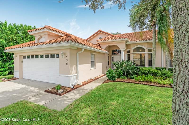 3 bedroom Single Family Residence at 430 Shell Cove Drive, Renaissance Pointe Unit 1, Melbourne — photo 3
