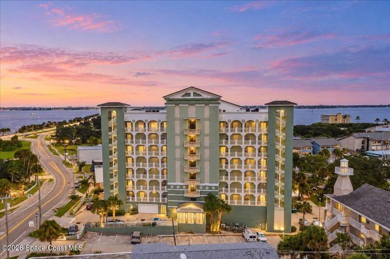 3 bedroom Condominium at 1211 E New Haven Avenue #501, Harbor Edge Condominium, Melbourne — photo 2