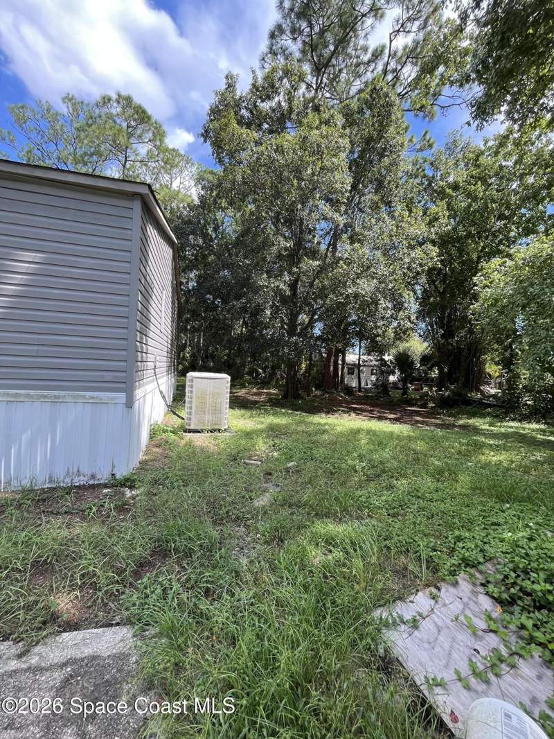 3 bedroom Manufactured Home at 4125 Luciano Avenue, Sharpes Pine Acres Estates No 2, Cocoa — photo 5