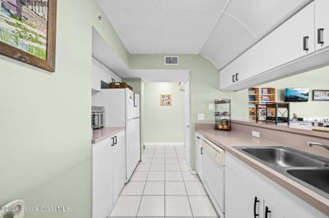 1420 Huntington Lane #2406, Rockledge FL - photo 12 of 32
