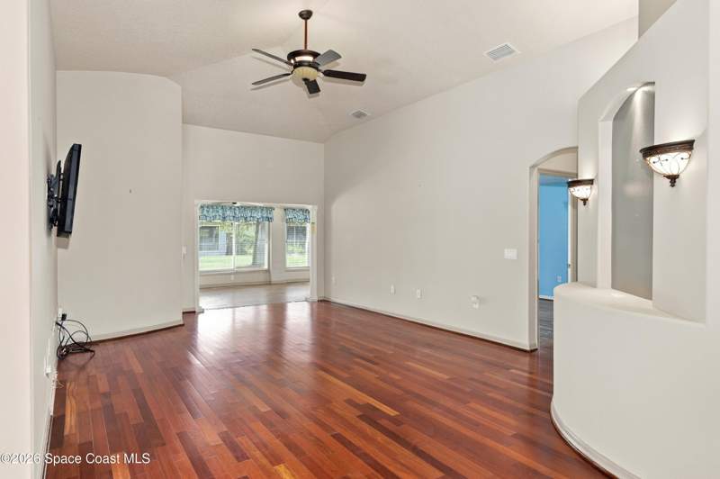 3 bedroom Single Family Residence at 3642 Shawnee Lane, Pine Creek Phase 4, Melbourne — photo 3