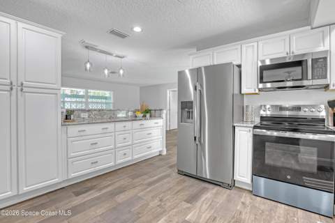 3141 S Casper Place, Titusville FL - photo 12 of 42