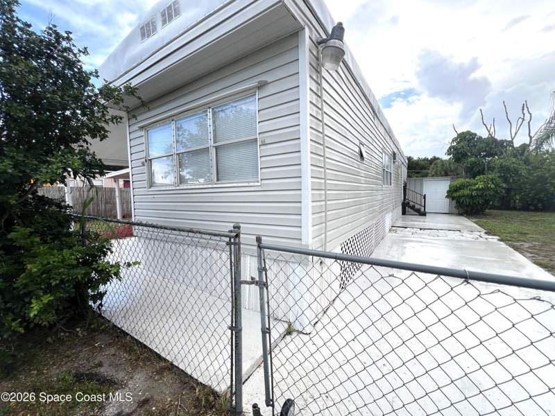 3 bedroom Mobile Home at 2751 Park Lane, Valentine Estate Subd, Palm Bay — photo 3