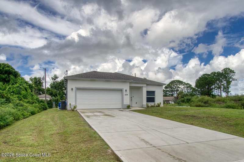 3 bedroom Single Family Residence at 1938 Trapp Avenue, Port Malabar Unit 18, Palm Bay — photo 1