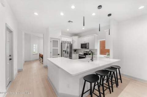 16 South Court, Indialantic FL - photo 9 of 37
