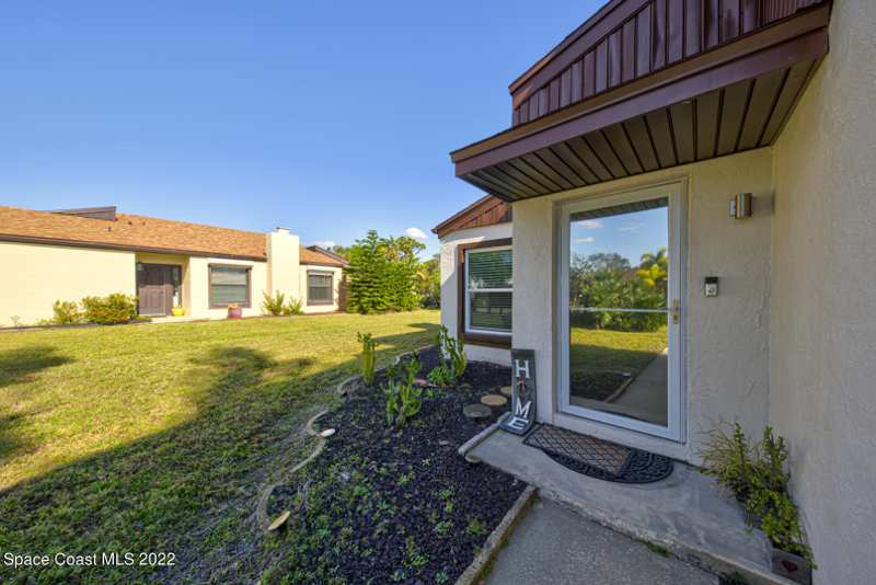 2 bedroom Townhouse at 3461 Sparrow Court, Quail Ridge Part 2, Melbourne — photo 1