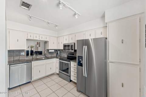125 Kristi Drive, Indian Harbour Beach FL - photo 11 of 37