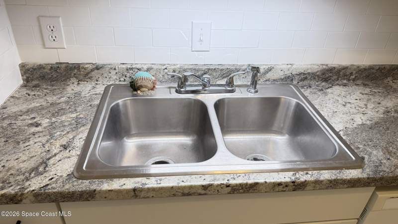 2 bedroom Condominium at 410 School Road #82, The Condos of Indian Harbour Ph II, Indian Harbour Beach — photo 4