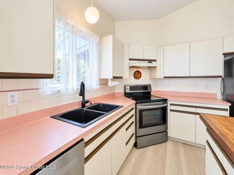 933 Wateroak Drive, Palm Bay FL - photo 21 of 55