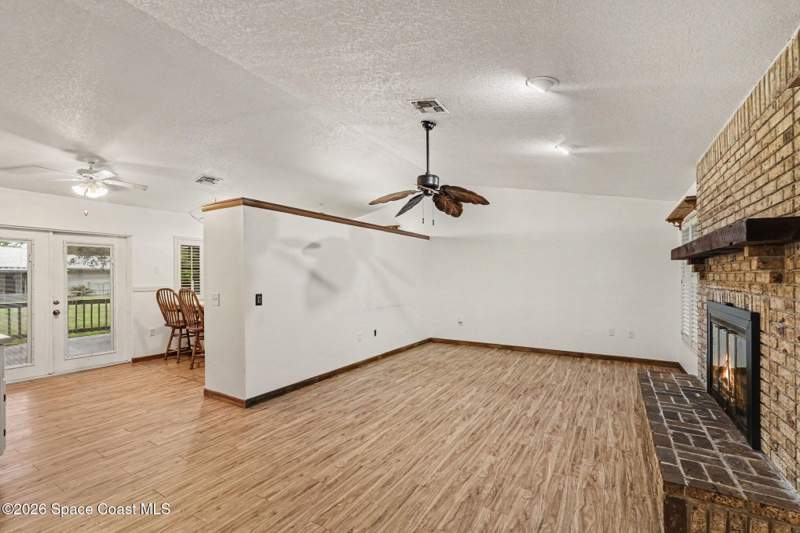 3 bedroom Single Family Residence at 806 Hawser Street, Port Malabar Unit 45, Palm Bay — photo 4