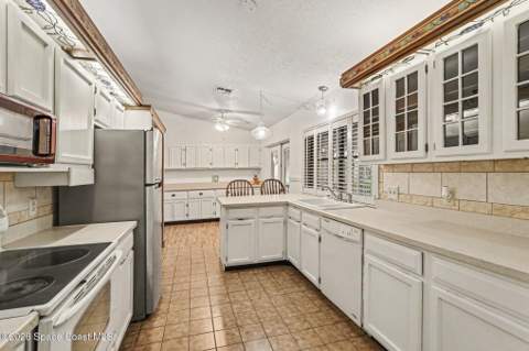 806 Hawser Street, Palm Bay FL - photo 6 of 24