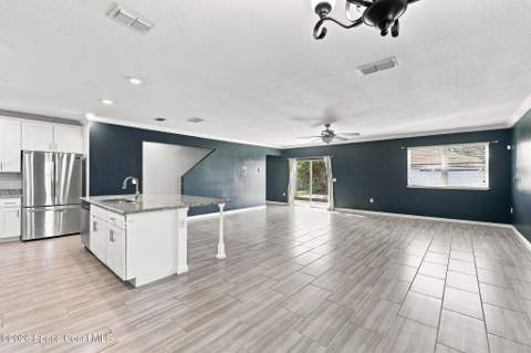 414 Hancock Street, Palm Bay FL - photo 9 of 63