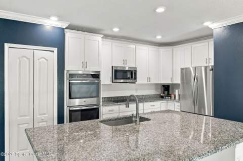 414 Hancock Street, Palm Bay FL - photo 10 of 63
