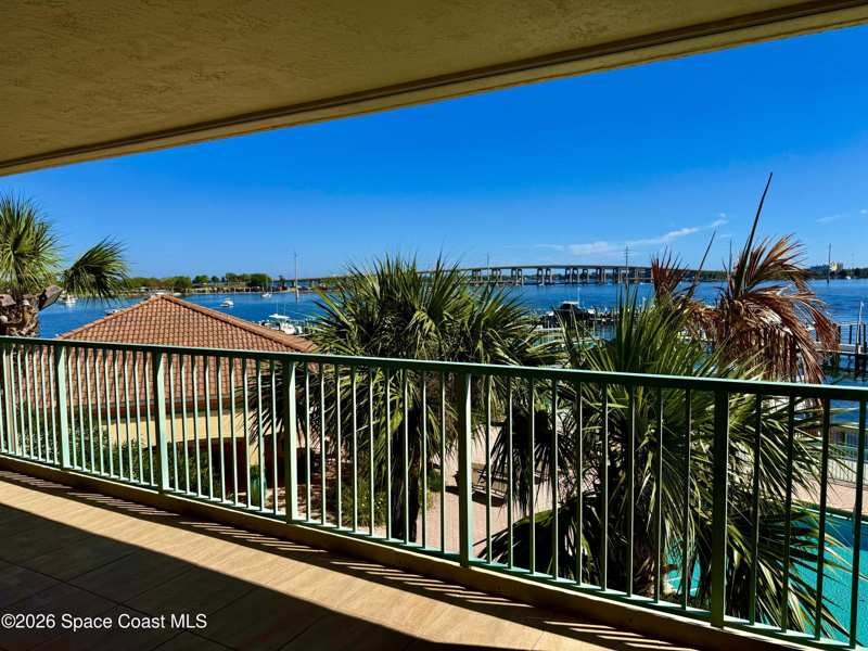 2 bedroom Condominium at 102 Riverside Drive #203, Oleander Pointe Ph I, Cocoa — photo 1