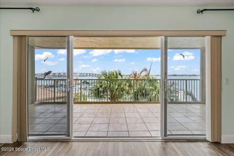 102 Riverside Drive #203, Cocoa FL - photo 20 of 44