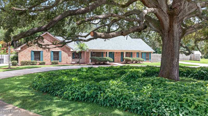 4 bedroom Single Family Residence at 770 River Oaks Lane, Croton River Estates, Merritt Island — photo 1