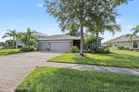 132 Broyles Drive, Palm Bay FL - photo 8 of 31