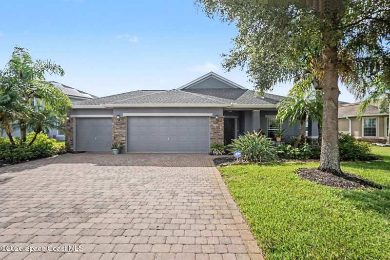 4 bedroom Single Family Residence at 132 Broyles Drive, Replat of Holly Trace Bayside Lakes, Palm Bay — photo 1