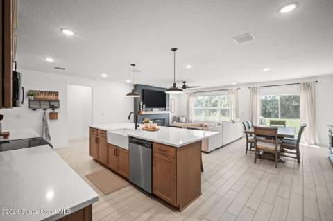 148 Lagoon Street, Palm Bay FL - photo 14 of 36
