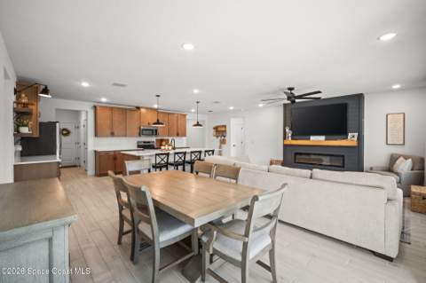 148 Lagoon Street, Palm Bay FL - photo 15 of 36