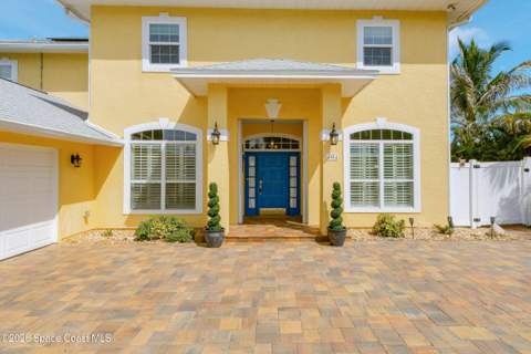 404 Riverview Lane, Melbourne Beach FL - photo 6 of 69