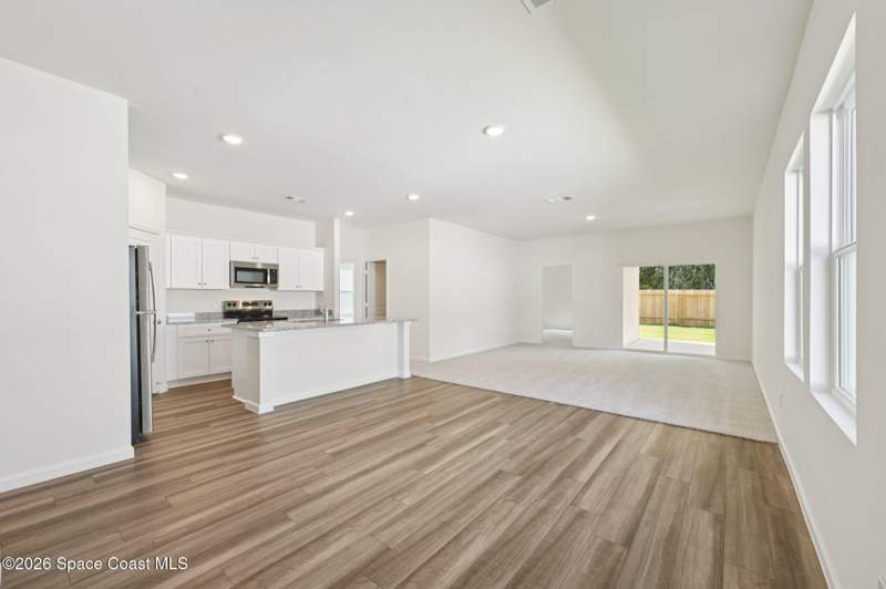 3 bedroom Single Family Residence at 2581 Adler Lane, Meadow Point, Mims — photo 3