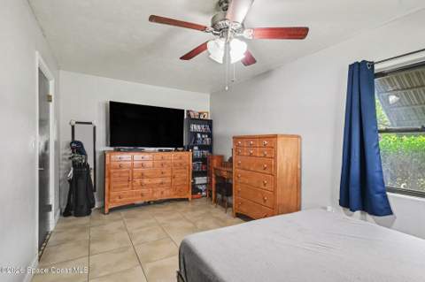 4109 Sweet Bay Drive, Mims FL - photo 15 of 33