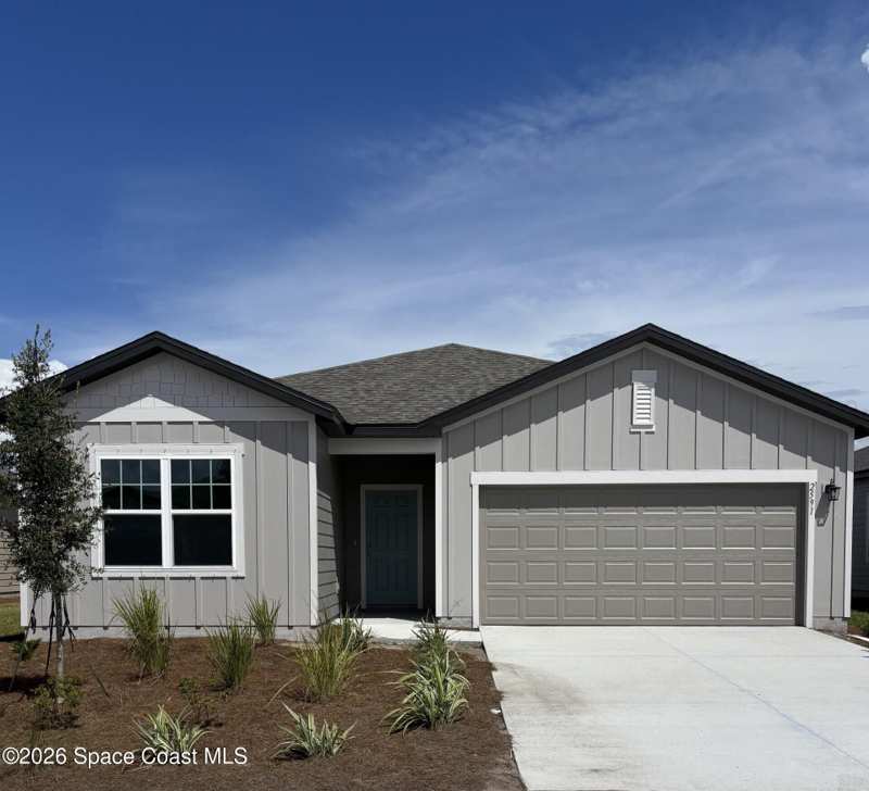 4 bedroom Single Family Residence at 2591 Adler Lane, Meadow Point, Mims — photo 1