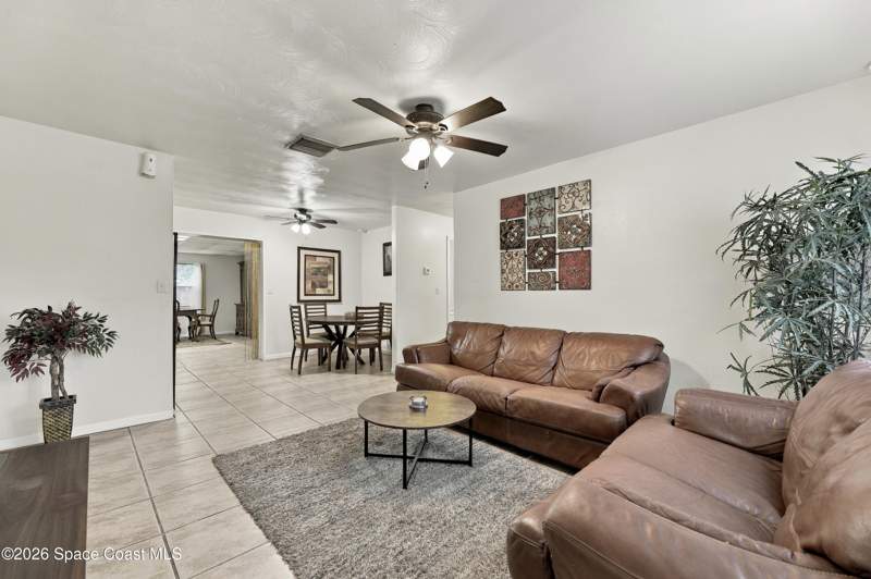 3 bedroom Single Family Residence at 2522 Stratford Drive, Shakespeare Park Sec 1, Cocoa — photo 5