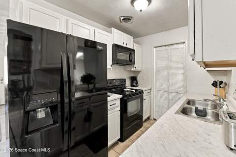 2522 Stratford Drive, Cocoa FL - photo 9 of 37