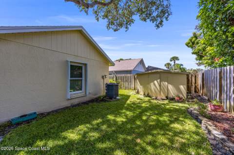 2220 Plantation Drive, Melbourne FL - photo 7 of 53