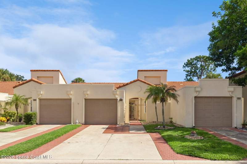 2 bedroom Townhouse at 709 Spring Valley Drive, Courtyards Suntree Pud Stage 5, Melbourne — photo 3
