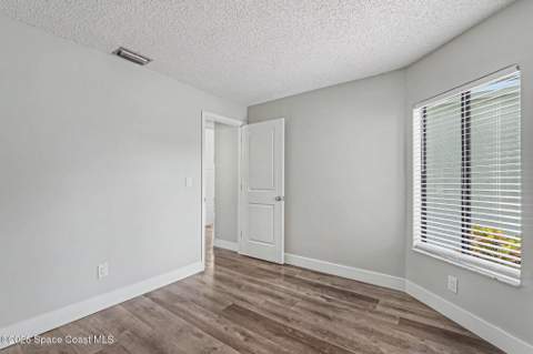 365 Cypress Point Drive, Melbourne FL - photo 16 of 26