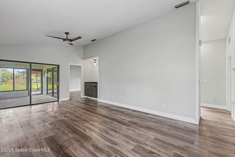 2 bedroom Single Family Residence at 365 Cypress Point Drive, Lake Pointe Suntree Pud Stage 10 Tract 6, Melbourne — photo 4