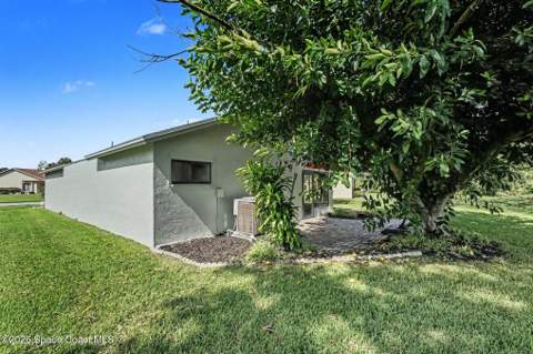 365 Cypress Point Drive, Melbourne FL - photo 23 of 26