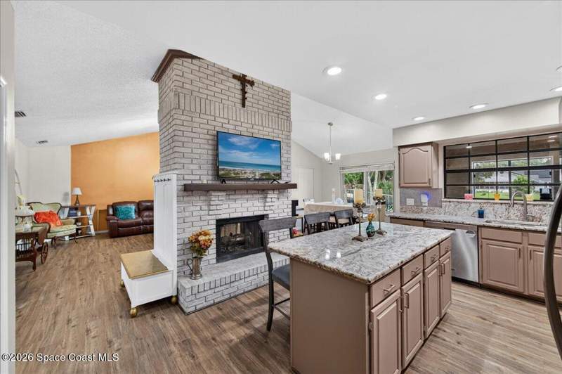 4 bedroom Single Family Residence at 2960 Jacaranda Trail, Hickory Trails Sec 2, Titusville — photo 5